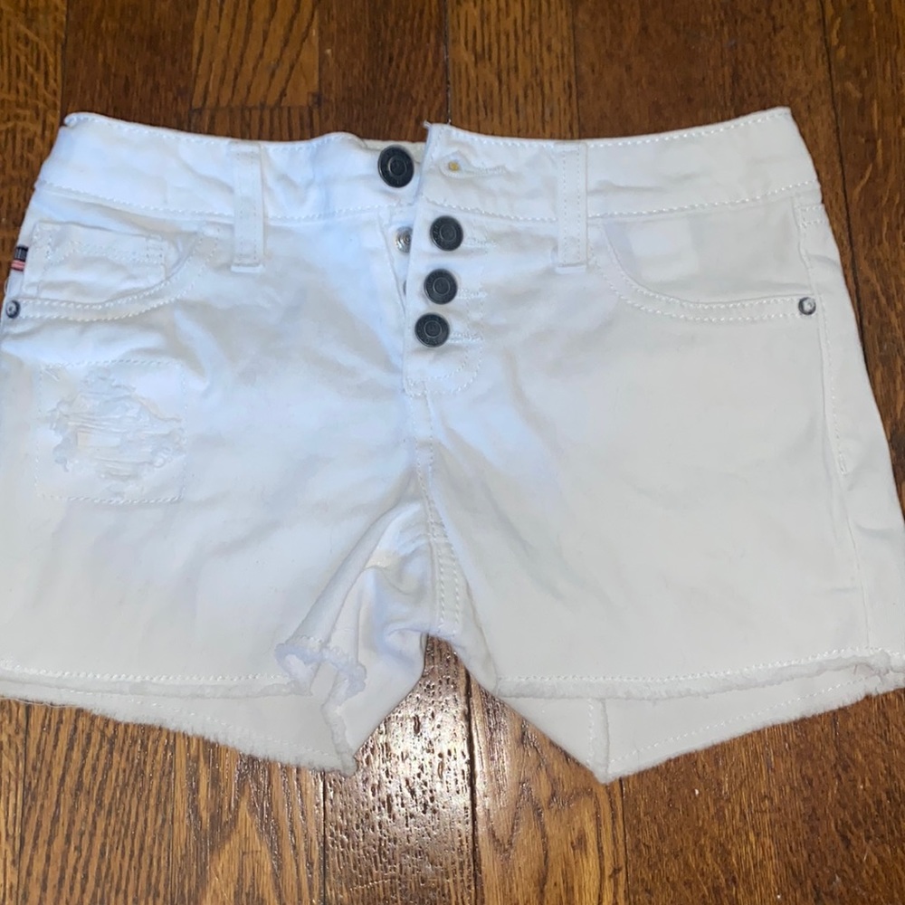 Vigoss white jean shorts